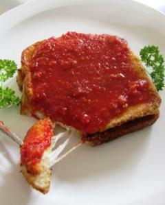 Mozzarella in carrozza